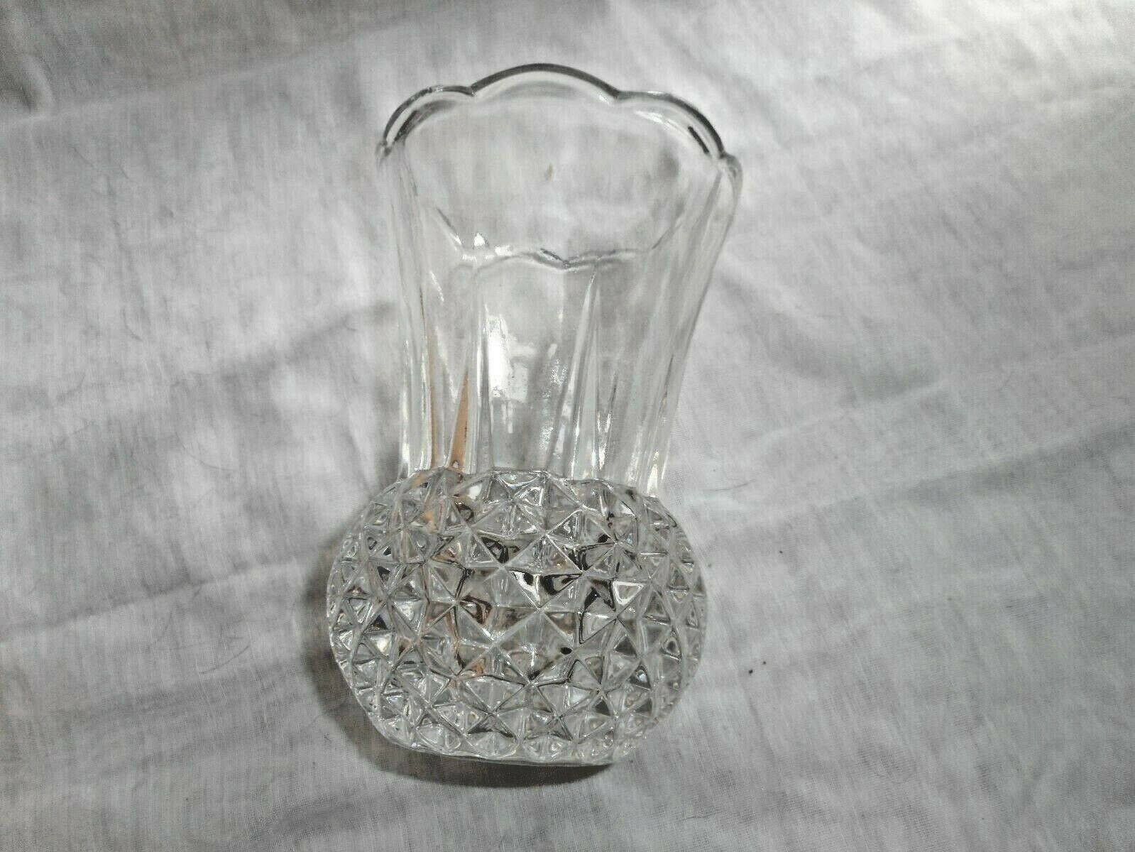 Primary image for Lead Crystal Clear Vase Diamond Cut Pattern Bottom Scallop Edge On Top 5 1/2"
