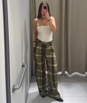 ZARA BNWT 2025. GREEN CHECK CROP FLARE TROUSERS PANTS VISCOSE. 8355/032/500 - $2,495.04 MXN