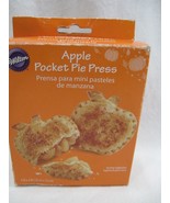 Wilton Apple Pocket Pie Press Popover Tart Filled Pastry Mold Red Origin... - €8,39 EUR