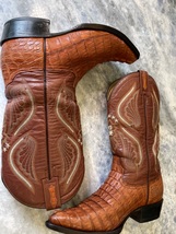 El General Alligator embossed leather cowboy boots in size Mexico 27,  image 6