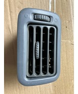 96-00 Honda Civic Dash Right Side A/C Air Vent Light Gray - €16,91 EUR
