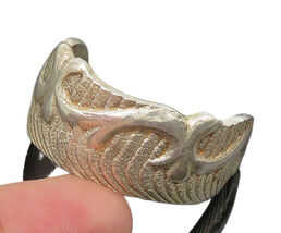 SOUTHWESTERN 925 Silver Vintage Curved Swirl Pattern Ribbed Pendant PT19770 - $151.79