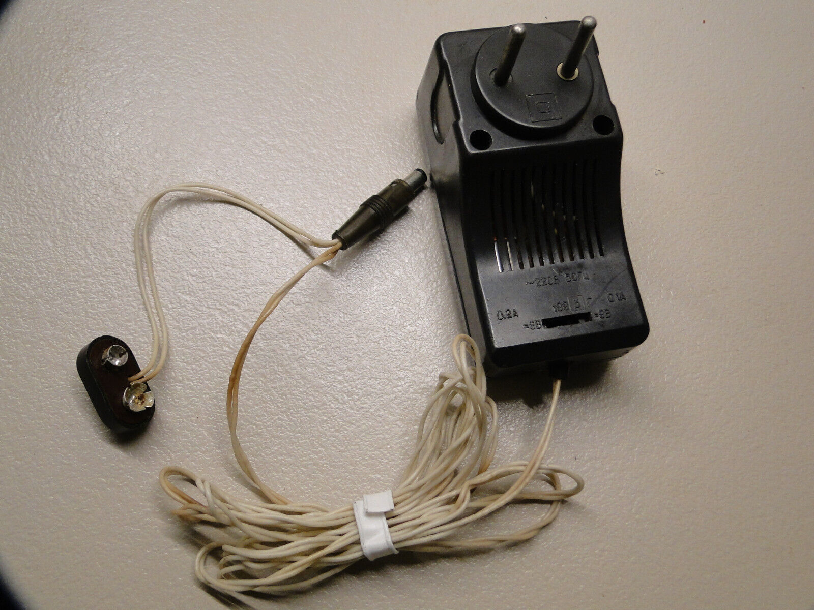 Vintage Soviet USSR Universal Radio AC Adapter 220V To 6V / 9V DC Center... - $18.79