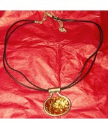 Beautiful vintage handmade leather cord necklace with a beautiful pendant. - $349.19 MXN