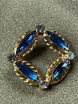 Vintage Small Goldtone Open Circle w Cobalt Blue Marquis &amp; Tiny Round Light Blue - £9.05 GBP