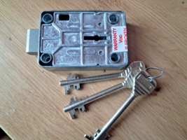 Lowe &amp; Fletcher 3012 Safe Lock 1 VDS Class 1  With  3 Keys 90mm - $49.00