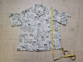 Banana Cabana Silk Hawaiian Shirt Men&#39;s XL Beige Palm Floral Print Wood Buttons - £8.87 GBP