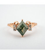 Princess Moss Agate Ring With Moissanite Zodiac Sign Ring Engagement Ring - $7,371.40 MXN+