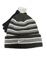 Nike 9A2843 Boy&#39;s Futura Foldover Beanie Hat &amp; Gloves 2 Piece Set One Si... - $313.41 MXN