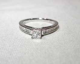 14K White Gold Ladies Princess Diamond Wedding Ring .68TCW Size 7 K530 - £489.85 GBP