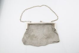 Vintage German Silver Mesh Chain Mail Engraved Clutch / Purse Flapper Er... - $9,353.31 MXN