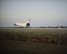 First landing of Space Shuttle Challenger at Kennedy Space Center STS-41B Print - £6.94 GBP