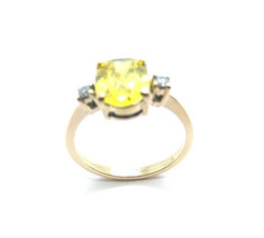 10k Yellow Gold Oval Stone Ladies Ring With A Total Of 0.06 Point Diamonds - £48.10 GBP