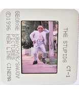 1996 THE STUPIDS Movie 35mm SLIDE Tom Arnold Photo by GEORGE KRAYCHYK - $13.60 CAD