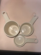 Vintage Set of (3) Rubbermaid MEASURING CUPS Beige *Missing 1/3 Cup* - $9.89