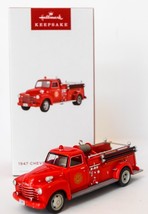Hallmark  1947 Chevrolet Fire Engine - 20th Fire Brigade Keepsake Ornament 2022 - £25.53 GBP