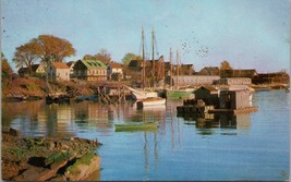 Camden Maine American Airlines Postcard PC530 - £3.85 GBP