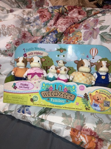 Li&#39;l Woodzeez Miniature Animal Figurine Set - FitzMoo Cow Family brand n... - $24.97