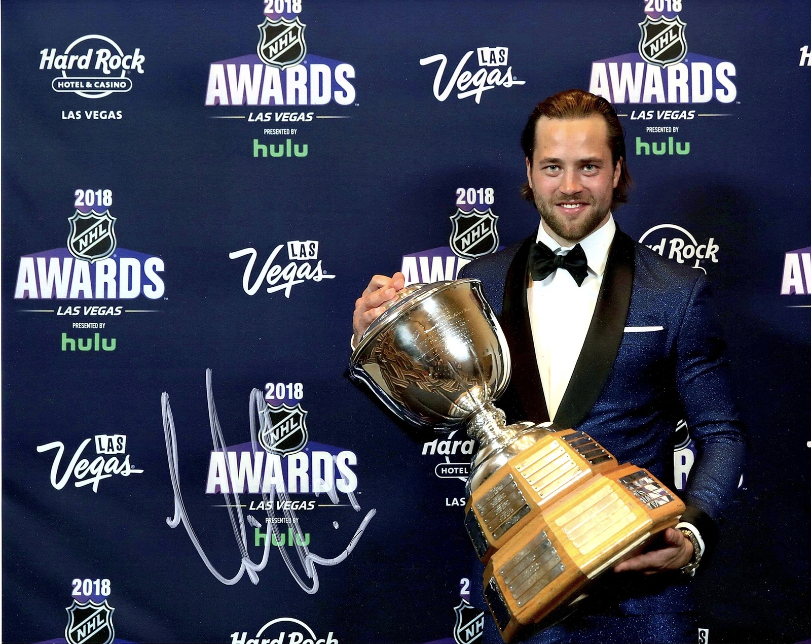 Primary image for VICTOR HEDMAN AUTOGRAPHED SIGNED T.B. LIGHTNING 8x10 PHOTO NORRIS TROPHY w/COA
