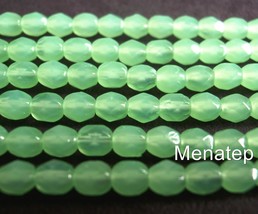 50 4mm Czech Glass Firepolish Beads: Milky Light Green - £1.96 GBP