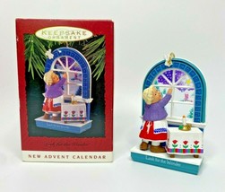 1993 Hallmark Look For The Wonder Ornament U21 - $13.99