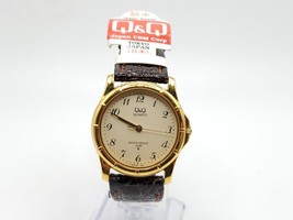 New Q&amp;Q Watch Women With Tags New Battery 30mm Gold Tone - £27.91 GBP