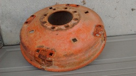 Allis-Chalmers WD and WD45 rear wheel center  - £39.91 GBP