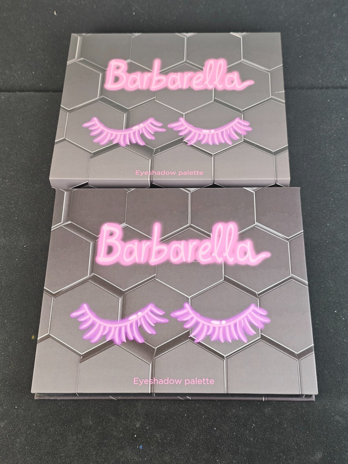 Beebeauty Barbarella Palette Full Size 20 Shades NIB - $5.89