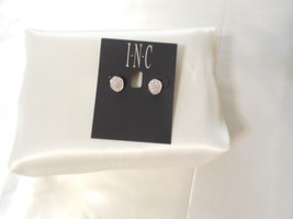 INC International Concepts 1/2" Silver Tone Crystal Paved Stud Earrings Y574 - £8.45 GBP