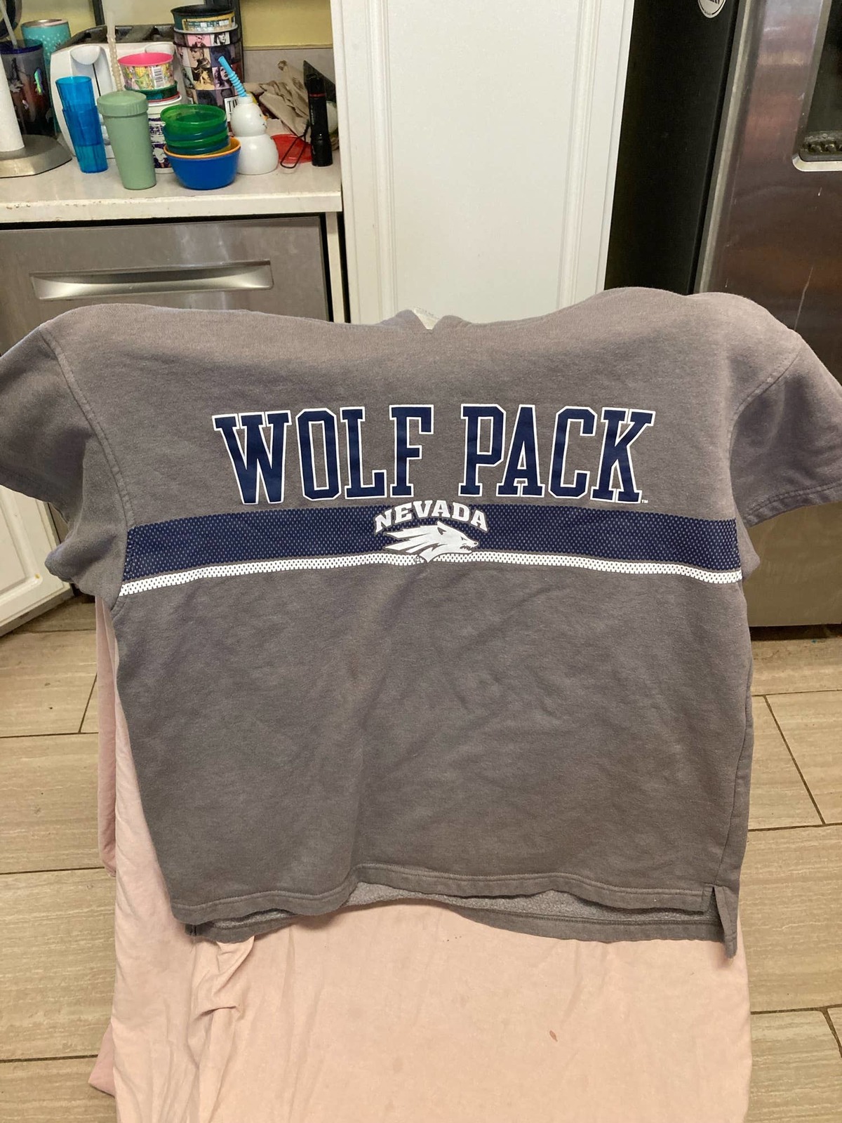 Primary image for Nevada Wolf Pack Workout Pull-Over Hoodie Size L