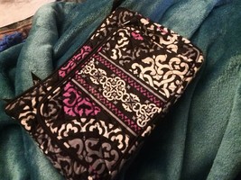 Vera Bradley Little  Hipster Crossbody Purse Canterberry  Pattern EUC - $25.25