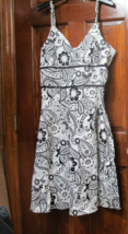 Breakin&#39; Loose Paisley black and white dress size 16 - $321.92 MXN