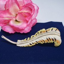 Vintage Signed CORO White Enamel Gold Tone Feather Pin Brooch - $16.95