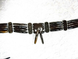 New Dark Brown Razor Cut Bone Bead Choker W Concho Center Pendant Tie Necklace - £12.01 GBP