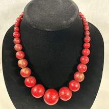 Vintage Esmor Wooden Bead Necklace Red W/ Gold Accent Round Graduated Spheres - £11.75 GBP