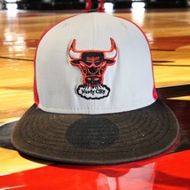 New Era Chicago Bulls Snapback Hat NBA Team Windy City HardWood Classic ... - $186.67 MXN