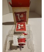 Hallmark 2004 So Much to Do Santa Claus List Christmas Ornament - $13.56 CAD
