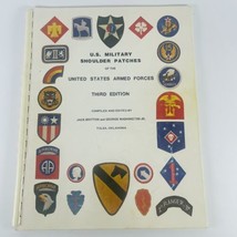 US Military Shoulder Patches of the Armed Forces Britton &amp; Washington Jr. 1981 - £15.48 GBP