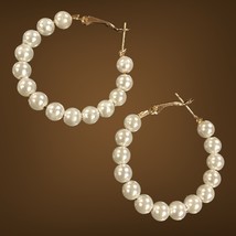 faux pearl good tone hoop earrings - £11.21 GBP