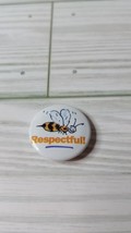 Vintage American Girl Grin Pin Bee Respectful Pleasant Company - £3.10 GBP