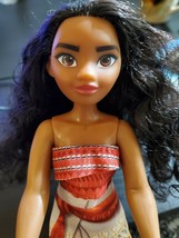 Disney Store Moana Doll Figure 9&quot; Toy Pre-Owned in Great Condition  - £5.46 GBP