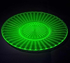 Jeannette Glass Uranium Glass Salad Plate USA 8&quot; Diameter ( No Chips Or ... - $30.84
