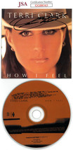 Terri Clark signed 1998 How I Feel Album Cover Booklet w/ CD &amp; Case- JSA #GG0834 - £61.75 GBP