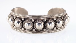 Siam Sterling Silver Dome and Wire Cuff Bracelet - $5,350.32 MXN