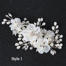 Elegant Floral Hair Pins White Lace Yarn Flower Pearl hairpin Wedding Tiara Crow - £13.42 GBP