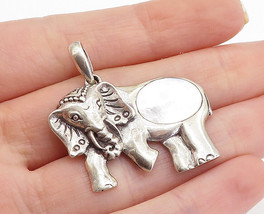 925 Sterling Silver - Vintage Inlaid Mother Of Pearl Elephant Pendant - PT5541 - £33.91 GBP
