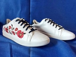 A New Day Women&#39;s Floral Lace Up Sneakers White/Red Size 10 - $14.01