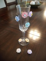 8pc. Beautiful Suction Flower Glass Markers/Drink Markers/Glass Charms/D... - £6.36 GBP