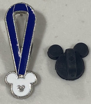 Mickey Ears Medal Award Hidden Disney Pin Trading - £6.29 GBP