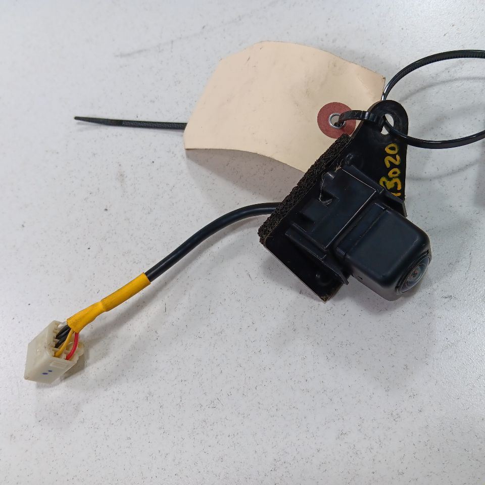 Tailgate Mounted Reverse Camera Broken Tab 19-20 Mitsubishi Outlander Sport - $129.89